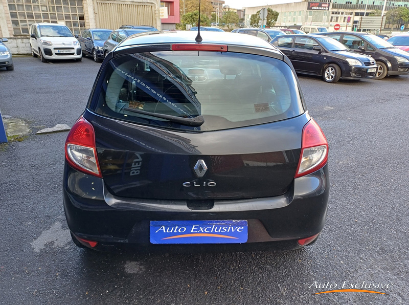 RENAULT CLIO YAHOO 1.2 16V 75 CV 5P