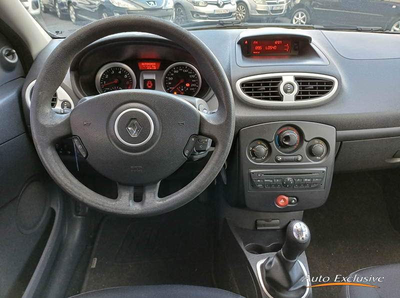 RENAULT CLIO YAHOO 1.2 16V 75 CV 5P