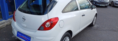 OPEL CORSA 1.2 ESSENTIA 3P