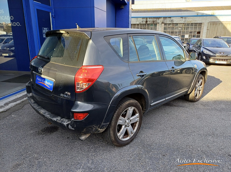 TOYOTA RAV4 D-4D 2.2 XR 4X4 177 CV