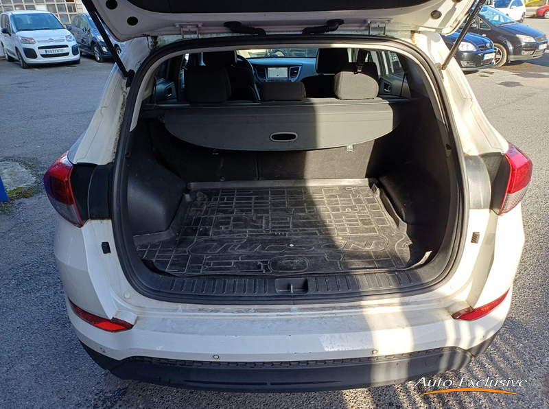 HYUNDAI TUCSON 1.6 GDI BLUEDRIVE ESSENCE 4X2