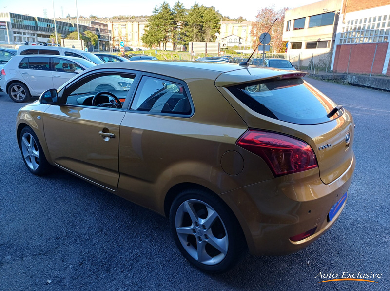 KIA CEED 2.0 CRDI 140 CV EMOTION