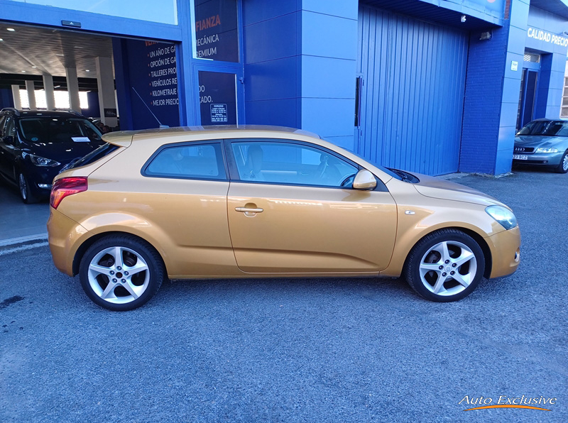 KIA CEED 2.0 CRDI 140 CV EMOTION