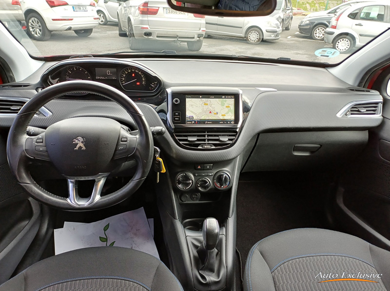 PEUGEOT 208 5P STYLE 1.2L PURETECH 82CV S&S
