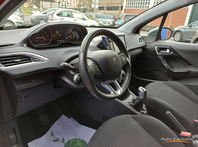PEUGEOT 208 5P STYLE 1.2L PURETECH 82CV S&S