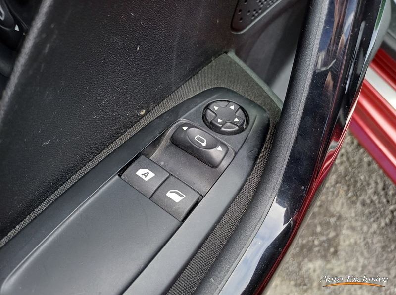 PEUGEOT 208 5P STYLE 1.2L PURETECH 82CV S&S
