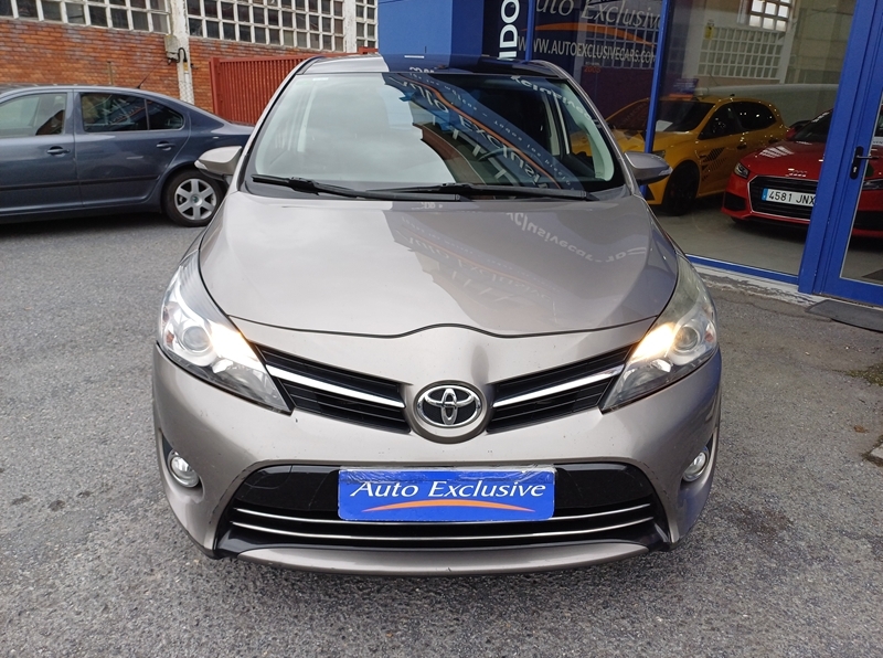 TOYOTA VERSO 115D ADVANCE + SKYVIEW 7 PLAZAS