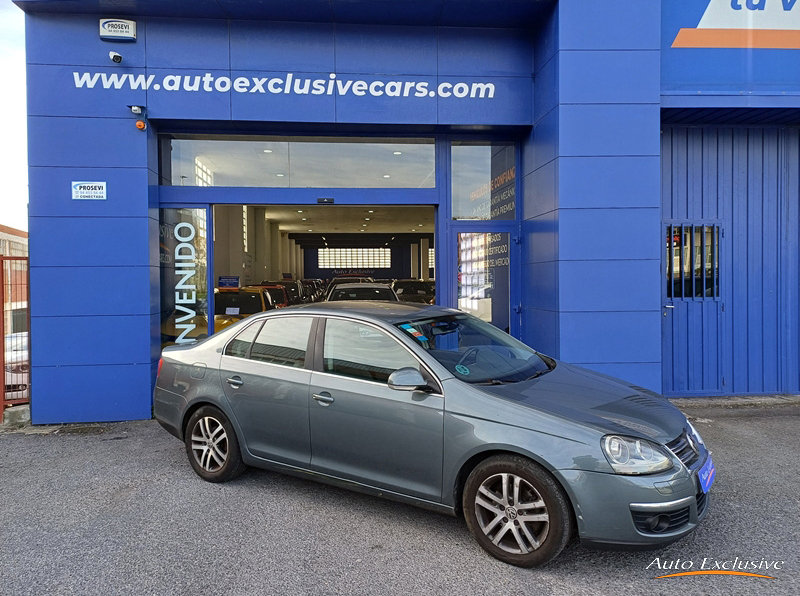 VOLKSWAGEN JETTA 1.4 TSI ADVANCE 4P