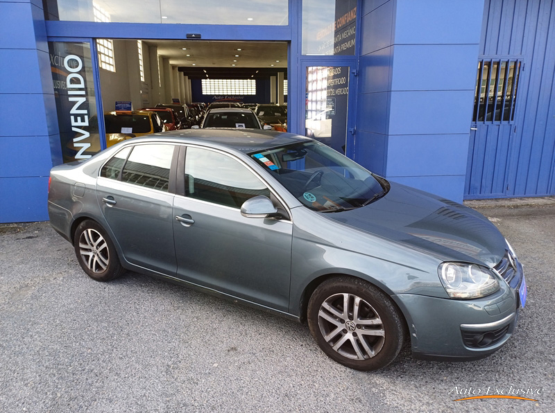 VOLKSWAGEN JETTA 1.4 TSI ADVANCE 4P