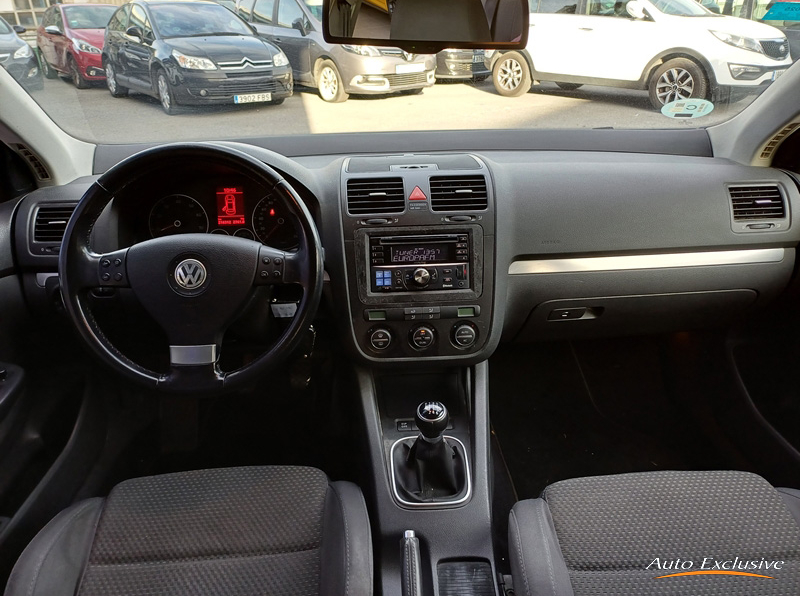 VOLKSWAGEN JETTA 1.4 TSI ADVANCE 4P