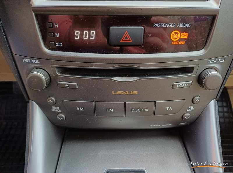 LEXUS IS 220D 4P