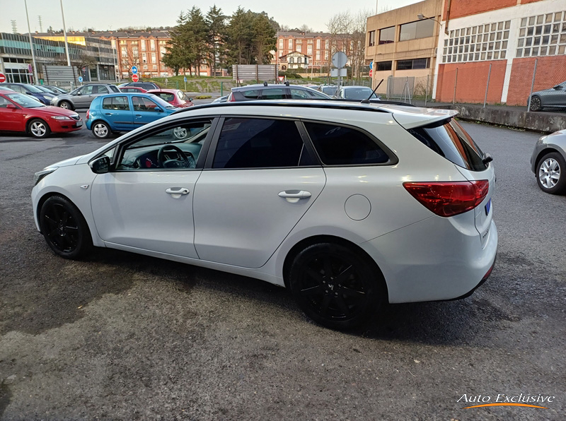 KIA CEED SPORTSWAGON 1.6 CRDI VGT CONCEPT 5P