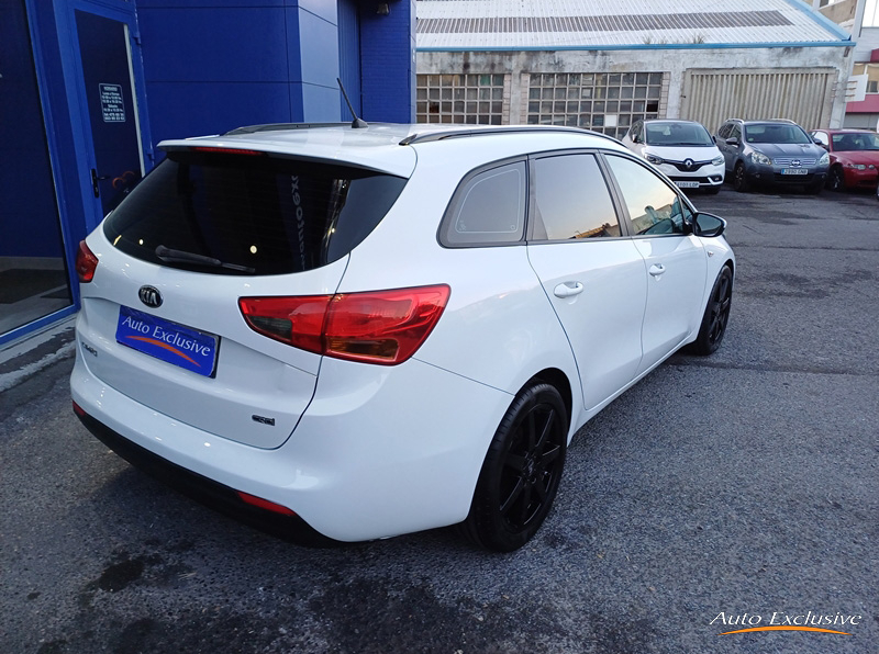 KIA CEED SPORTSWAGON 1.6 CRDI VGT CONCEPT 5P