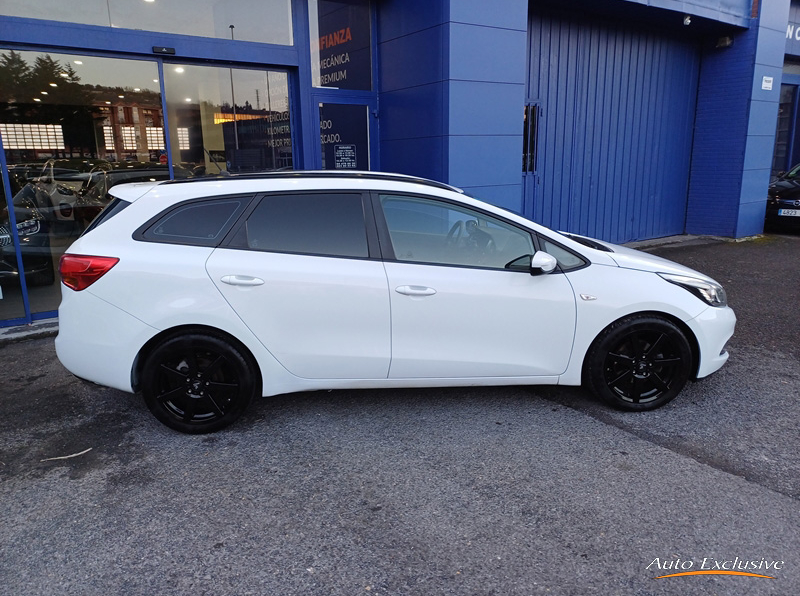 KIA CEED SPORTSWAGON 1.6 CRDI VGT CONCEPT 5P