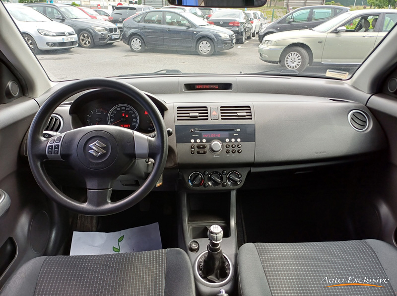 SUZUKI SWIFT 1.3 GL 5P