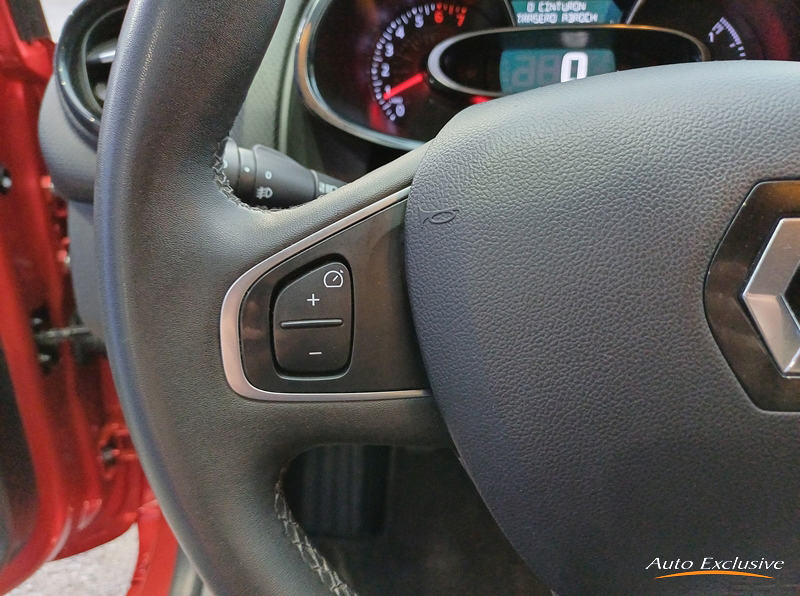 RENAULT CLIO TCE LIMITED 90 CV 5P