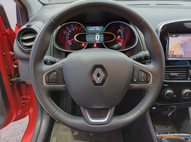 RENAULT CLIO TCE LIMITED 90 CV 5P