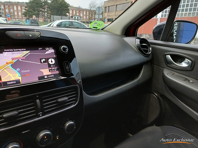 RENAULT CLIO TCE LIMITED 90 CV 5P