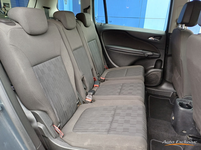 OPEL ZAFIRA TOURER SELECTIVE 2.0 CDTI 130 CV 7 PLAZAS