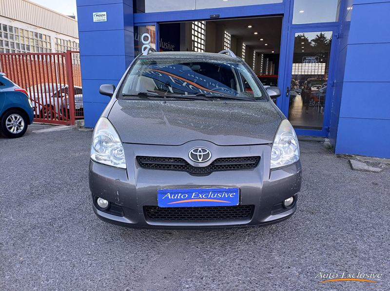 TOYOTA COROLLA VERSO 2.2 DCAT 136 CV 7 PLAZAS