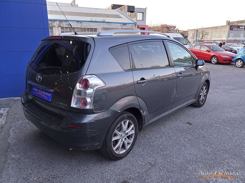 TOYOTA COROLLA VERSO 2.2 DCAT 136 CV 7 PLAZAS