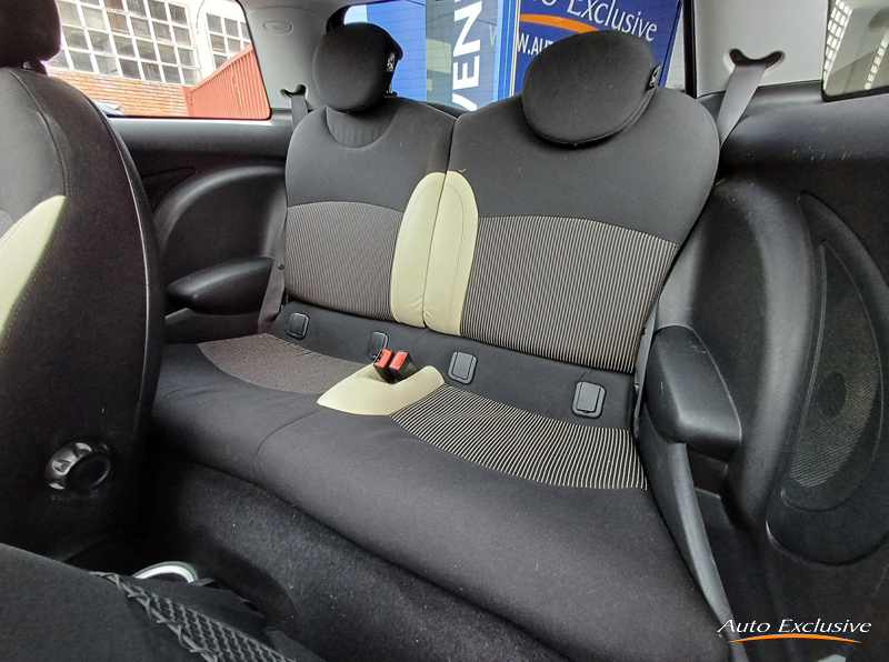 MINI COOPER 1.6