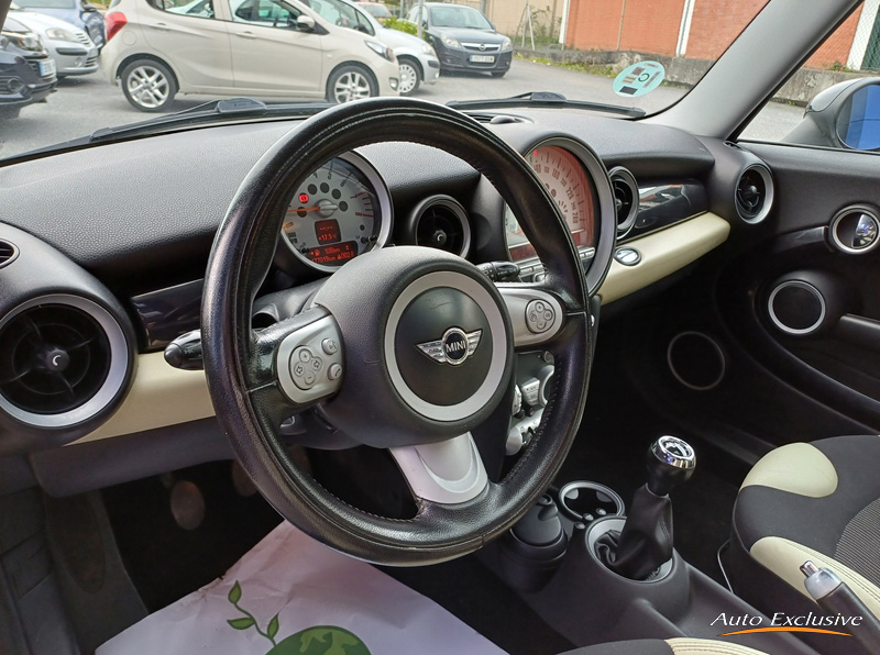 MINI COOPER 1.6