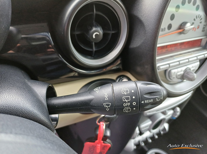 MINI COOPER 1.6