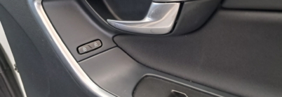 VOLVO XC60 2.0 D3 MOMENTUM AUTO