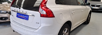 VOLVO XC60 2.0 D3 MOMENTUM AUTO