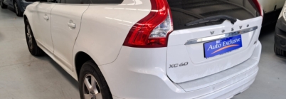VOLVO XC60 2.0 D3 MOMENTUM AUTO