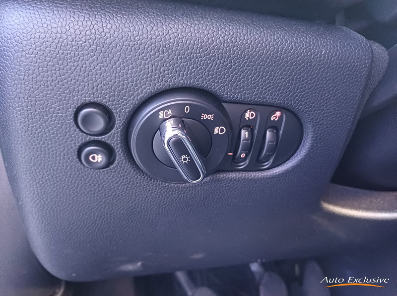 MINI MINI ONE D 5 PUERTAS