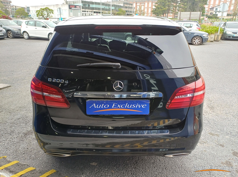 MERCEDES CLASE B 200 D AMG LINE
