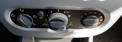 DACIA SANDERO LAUREATE 1.2 16V E5