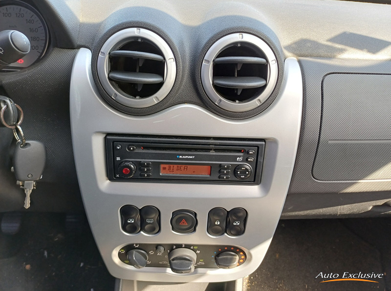 DACIA SANDERO LAUREATE 1.2 16V E5
