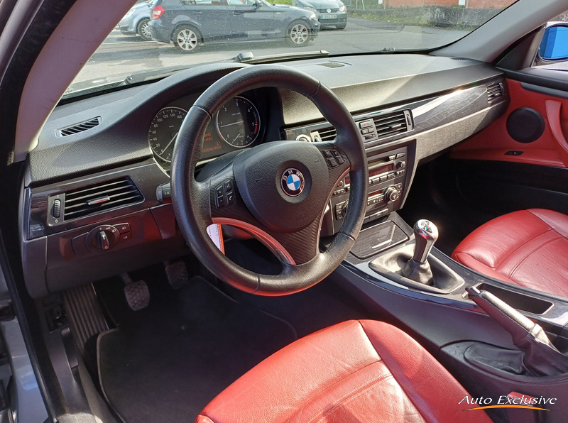 BMW SERIE 3 320D E92