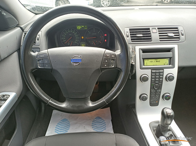 VOLVO S40 1.6 DRIVE SS KINETIC