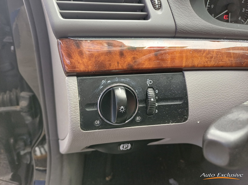 MERCEDES CLASE E 200 ELEGANCE 4P