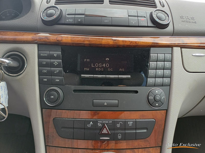 MERCEDES CLASE E 200 ELEGANCE 4P