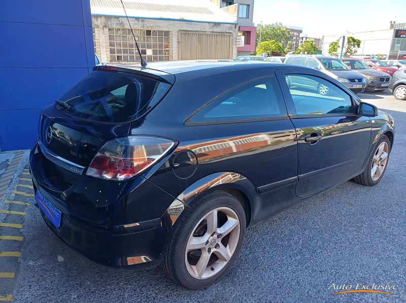 OPEL ASTRA GTC 1.9 CDTI 120 CV 3P