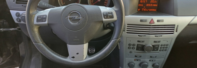 OPEL ASTRA GTC 1.9 CDTI 120 CV 3P