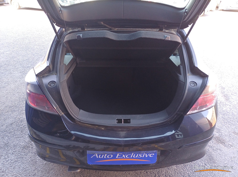 OPEL ASTRA GTC 1.9 CDTI 120 CV 3P