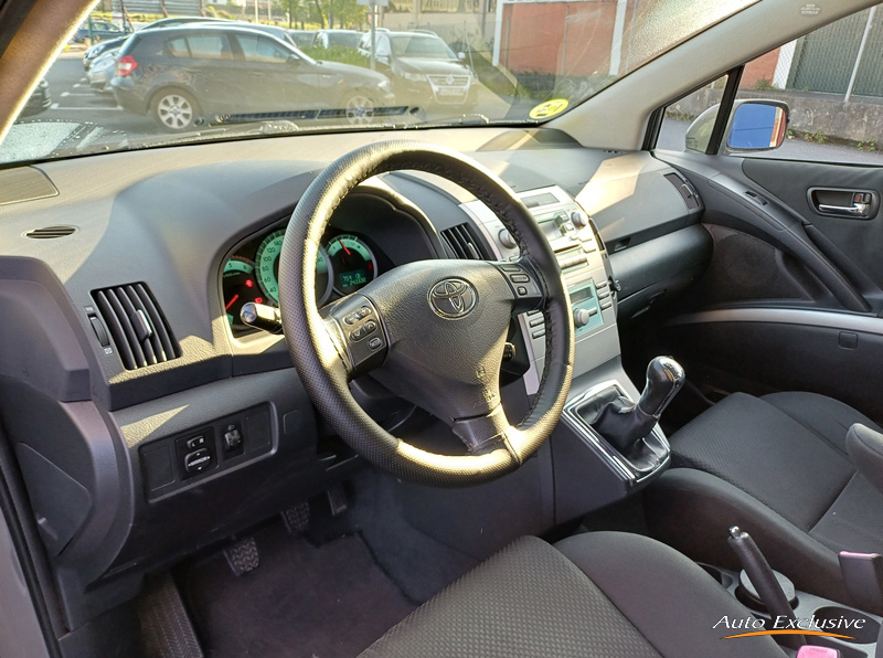 TOYOTA COROLLA VERSO 2.2 D4D 136 CV SOL 7 PLAZAS