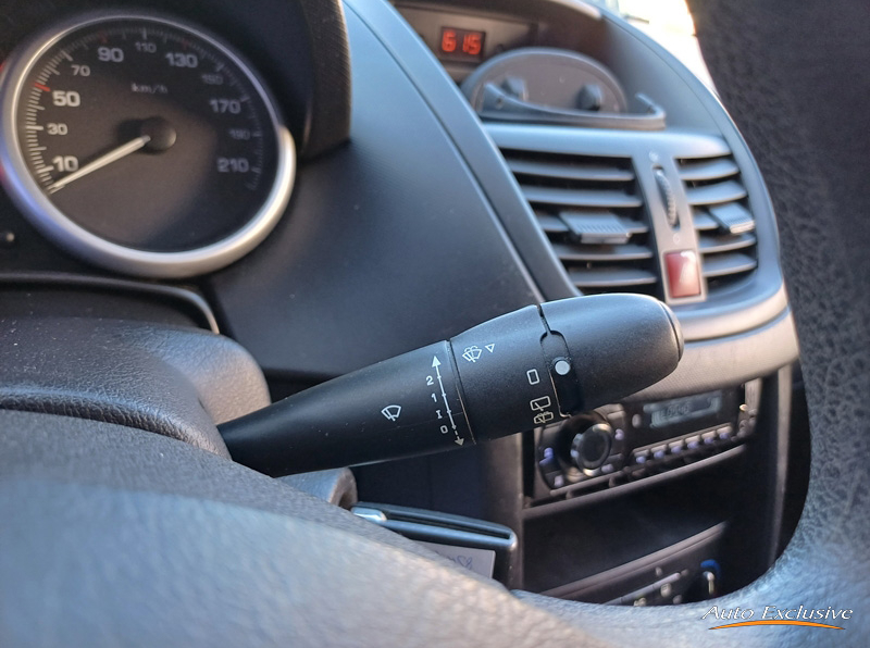 PEUGEOT 207 1.4 HDI URBAN 70 CV 5P