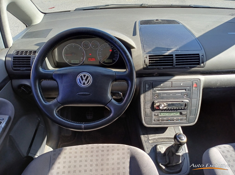 VOLKSWAGEN SHARAN 1.9 TDI COMFORTLINE