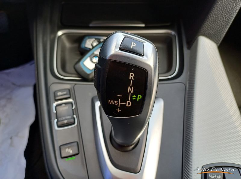 BMW SERIE 3 318D TOURING PACK M AUTO
