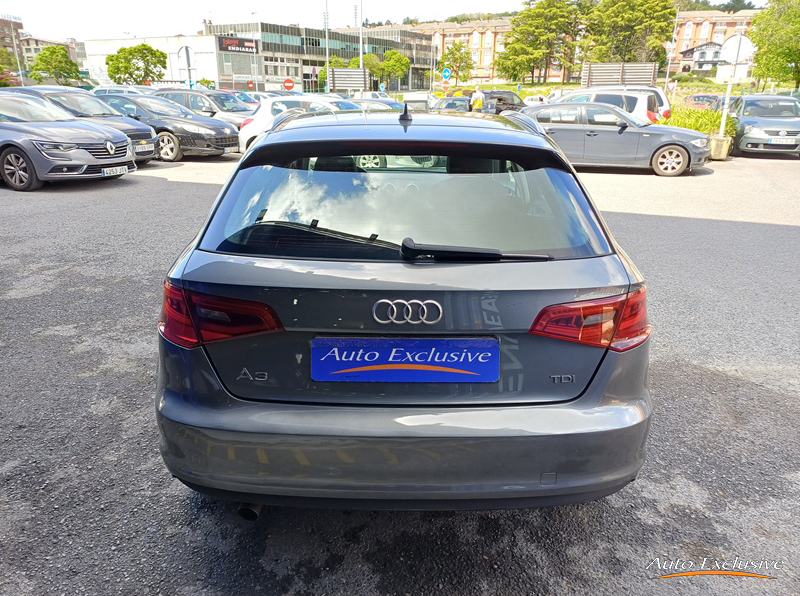 AUDI A3 1.6 TDI ATTRACTION 110 CV 5P