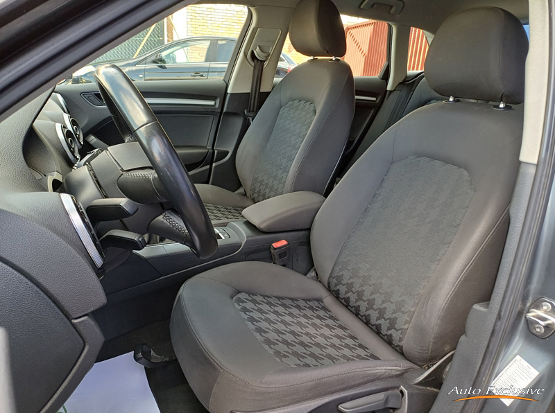 AUDI A3 1.6 TDI ATTRACTION 110 CV 5P