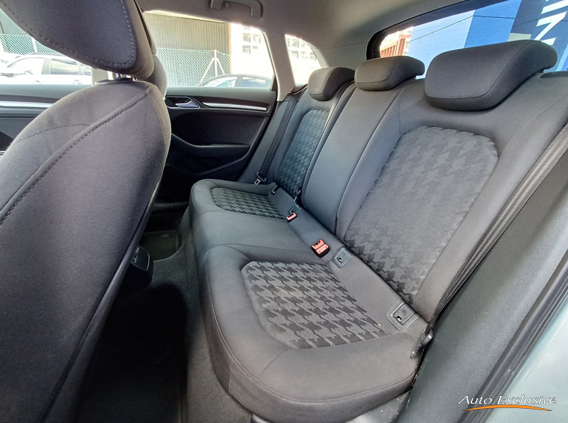 AUDI A3 1.6 TDI ATTRACTION 110 CV 5P