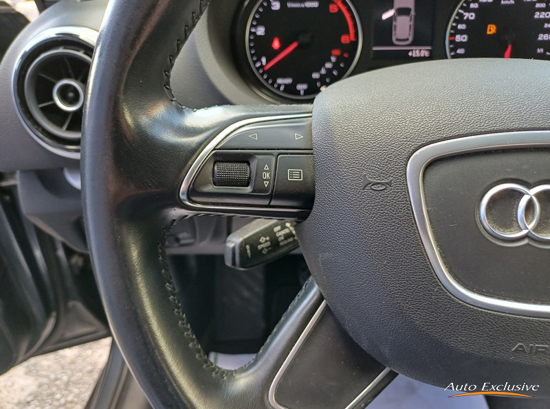 AUDI A3 1.6 TDI ATTRACTION 110 CV 5P